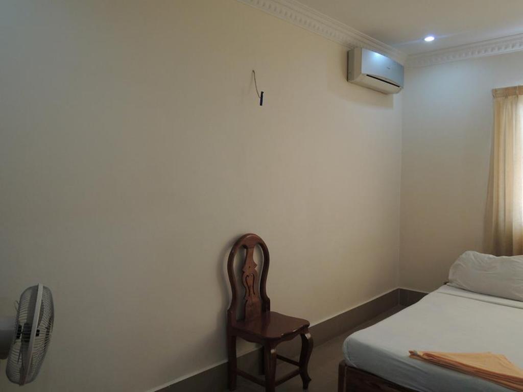Shang Hai Guesthouse Баттамбанг Номер фото